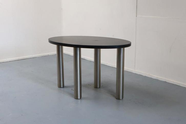 Ovale granieten eettafel - Jaren '70 design, Huis en Inrichting, Tafels | Eettafels, Gebruikt, 100 tot 150 cm, 200 cm of meer