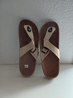 Slippers, Ophalen of Verzenden, Nieuw, Zwart