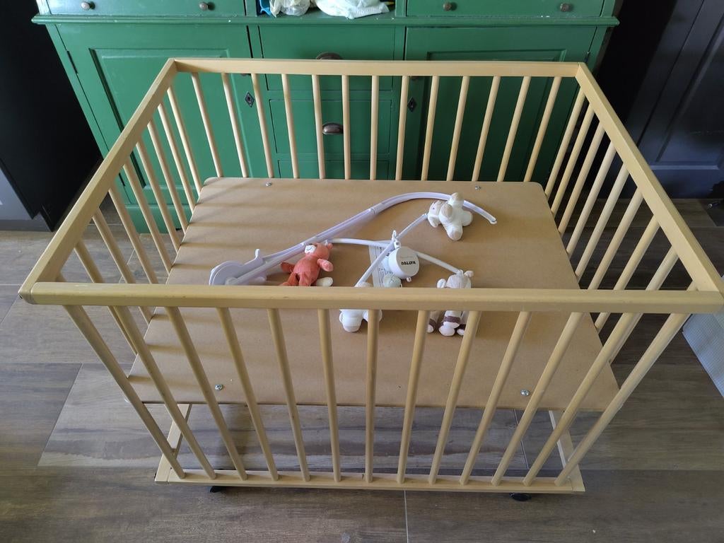 Box verrijdbaar naturel hout incl. Muziek mobiel Nattou, Kinderen en Baby's, Boxen, Ophalen, Zo goed als nieuw, Rond, Wieltjes