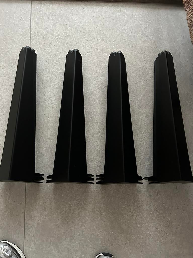 Stoel poten zwart mat 44 centimeter hoog!!, Zwart, Ophalen of Verzenden, Zo goed als nieuw, Vier