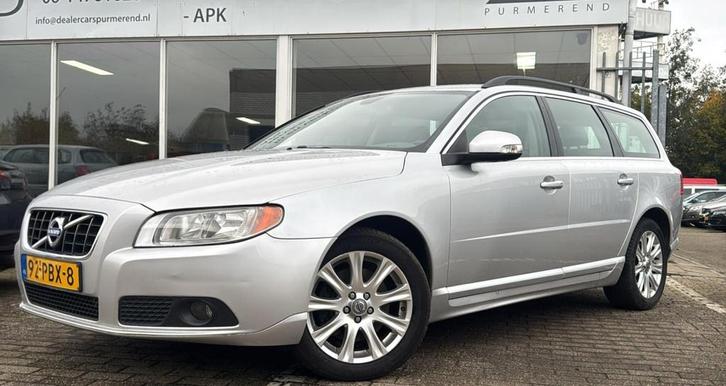 Volvo V70 2.0T Momentum, Auto's, Volvo, Bedrijf, Te koop, V70, ABS, Adaptive Cruise Control, Airbags, Airconditioning, Bluetooth