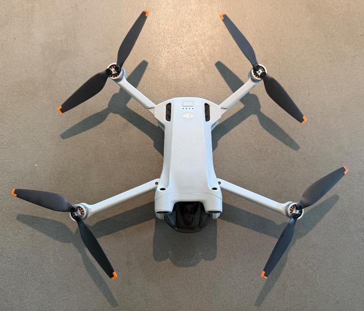 DJI Mini 3 PRO z.g.a.n., Audio, Tv en Foto, Drones, Zo goed als nieuw, Cameradrone, Topkwaliteit, DJI, Minder dan 250 gram, 15 tot 30 minuten