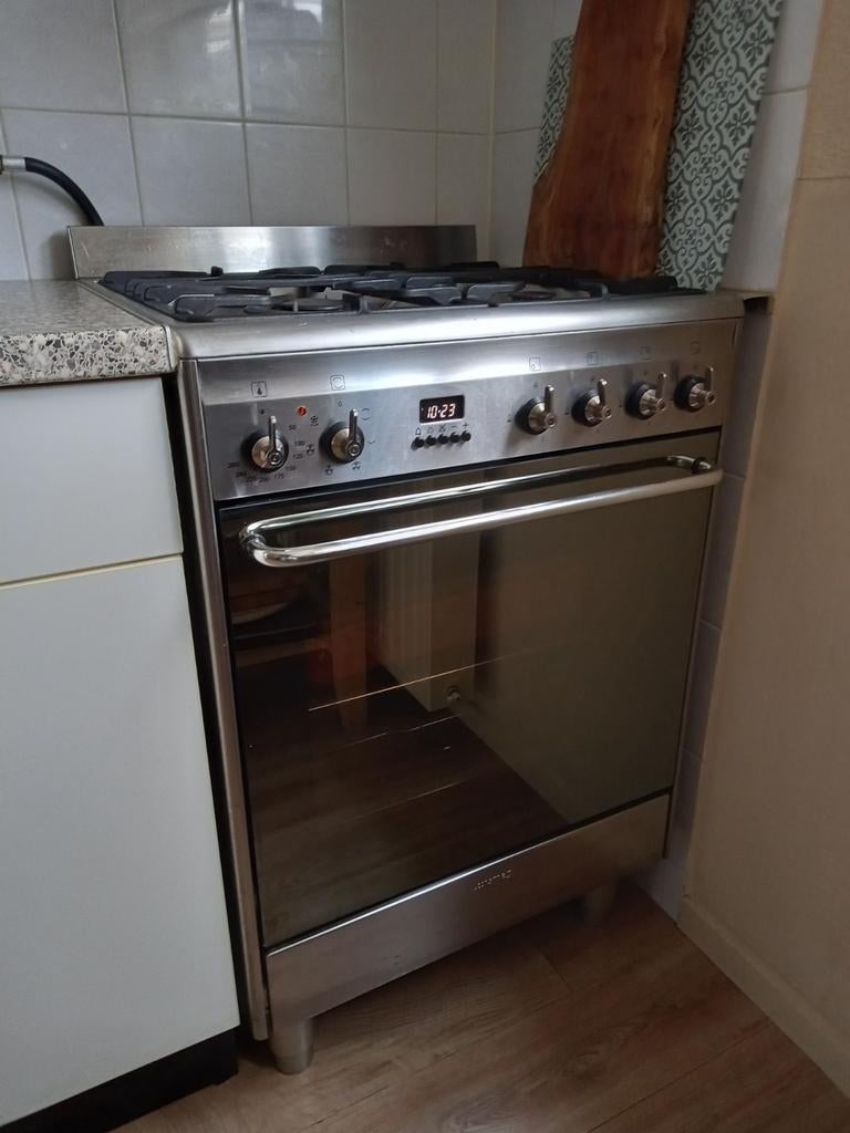 Smeg Kookstel met 4 Pitten en Grote Oven, Ophalen, Gebruikt, 60 cm of meer, 4 kookzones
