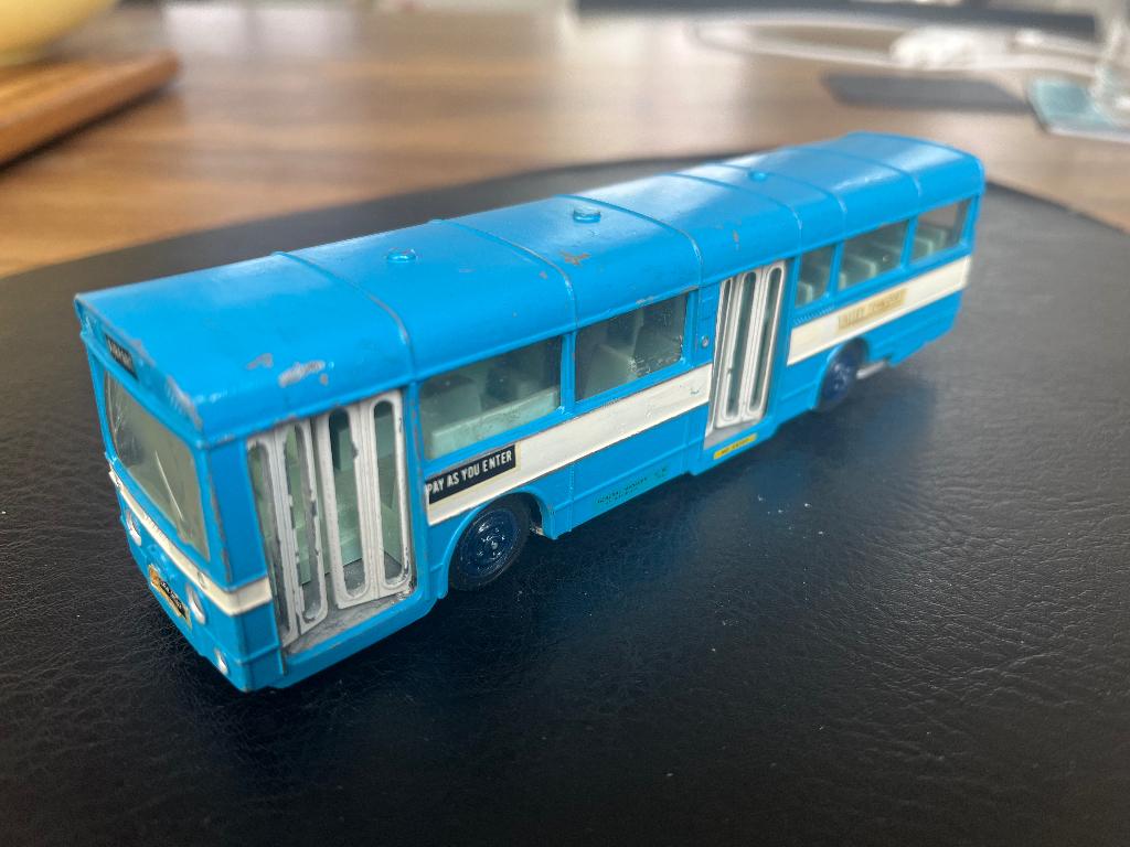 Dinky Toys Single Deck Bus A.E.C. Vliegveldbus, Hobby en Vrije tijd, Ophalen of Verzenden, Gebruikt, Bus of Vrachtwagen, Dinky Toys