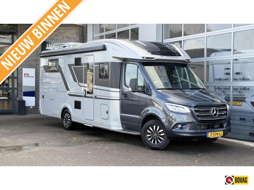 Adria Coral Supreme MB 670 DC op Mercedes-Benz, Automaat, Diesel, Tot en met 3, Adria