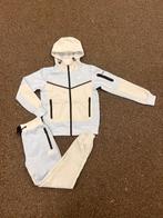 Nike Tech Fleece & Under Armour Trainingspakken, Overige kleuren, Overige maten, Ophalen of Verzenden, Gedragen