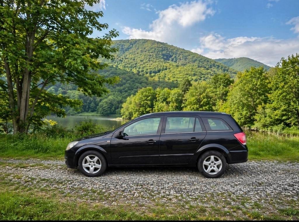 Opel Astra 1.6 16V St.wgn. 2007 Zwart, Voorwielaandrijving, 15 km/l, 4 cilinders, Zwart