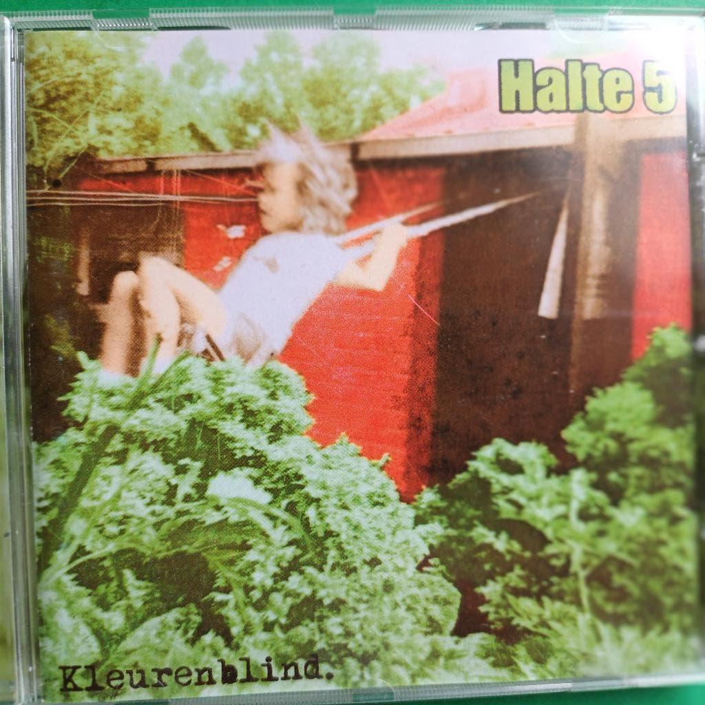 HALTE 5 - KLEURENBLIND, Ophalen of Verzenden, Zo goed als nieuw, Overige genres