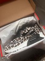 Nike Air Max leopard maat 38, Kleding | Dames, Schoenen, Ophalen, Nieuw, Overige kleuren, Sneakers of Gympen