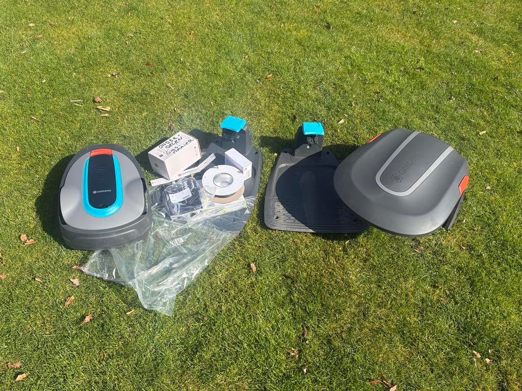 Gardena Sileno City 500 bijna nieuw. Compleet met garage e.d, Ophalen of Verzenden, Zo goed als nieuw, Minder dan 20 cm, Bestuurbaar via app