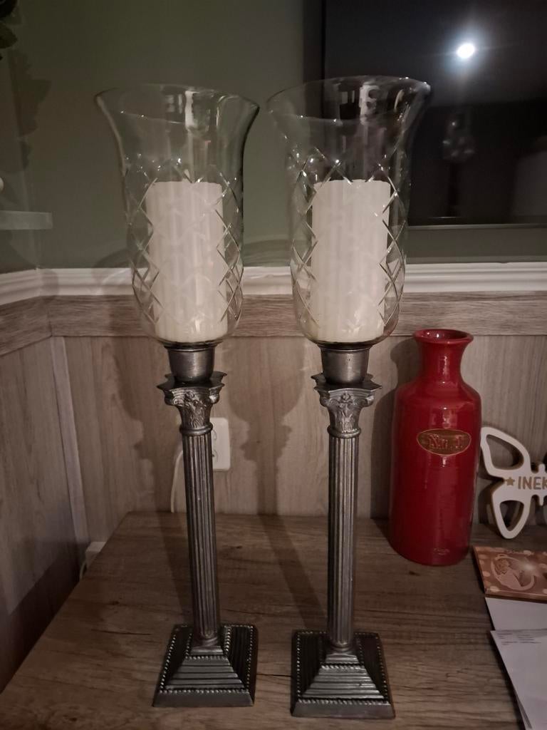 Set van 2 kandelaars met bewerkt glas, Ophalen of Verzenden, Zo goed als nieuw, Overige materialen, Minder dan 25 cm