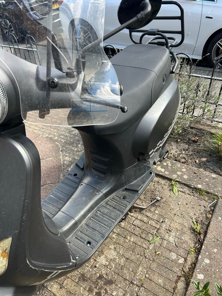 BTC Scooter - Zwart, Gebruikt, Fietsen en Brommers, Brommeronderdelen | Scooters, Ophalen, Gebruikt, Overige typen, Overige merken
