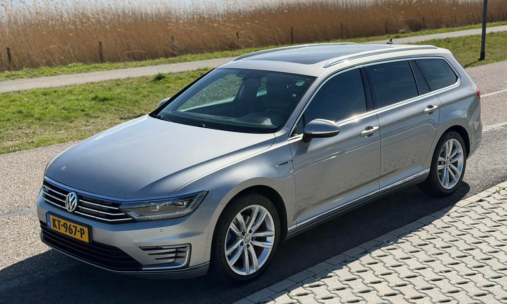 Volkswagen Passat 1.4 TSI 160KW GTE Phev VAR Dsg6 2016 Grijs, 156 pk, 1600 kg, 93 €/maand, Zilver of Grijs