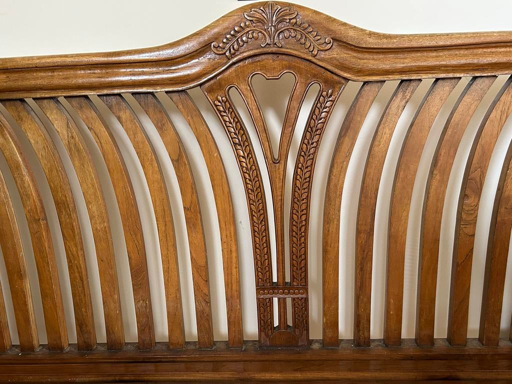 Antieke Indonesische bank, Ophalen