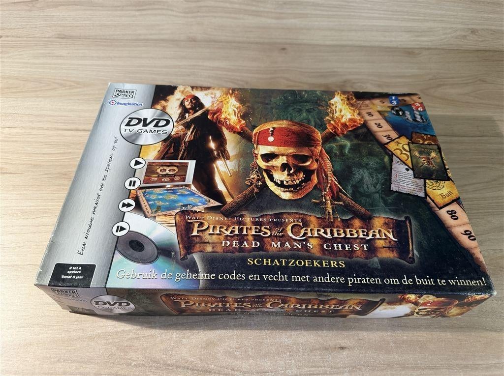 Pirates of the Caribbean - Dead mans chest - s6151, Hobby en Vrije tijd, Gezelschapsspellen | Bordspellen, Verzenden, Zo goed als nieuw