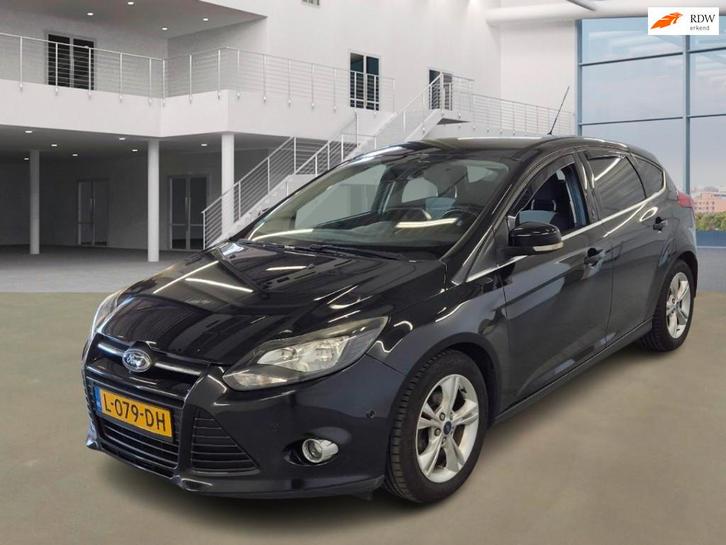 Ford Focus 1.0 Titanium NAVI PSENSOR CRUISE TREKHAAK 3 X SLE, Auto's, Ford, Bedrijf, Te koop, Focus, Benzine, Euro 5, A, Hatchback