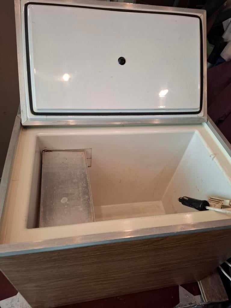 Koelbox voor op de camping, Caravans en Kamperen, Ophalen of Verzenden, Elektrisch