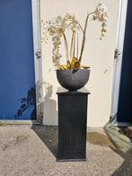 Mooie siert plant op zuil, Ophalen of Verzenden