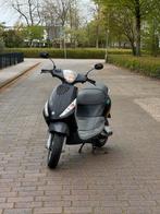 Piaggio Zip 2t 45km 2002 | Duits  | Invoerklaar, Fietsen en Brommers, Scooters | Piaggio, Ophalen, Tweetakt, Gebruikt, Maximaal 45 km/u