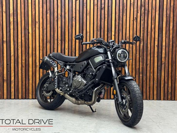 YAMAHA XSR 700 ABS | Akrapovic | Garantie | 2e eigenaar, Motoren, Motoren | Yamaha, Bedrijf, Toermotor, meer dan 35 kW, 2 cilinders