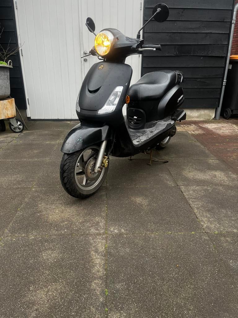 Sym fiddle 2 geel kenteken, Ophalen, Gebruikt, Maximaal 45 km/u, 49 cc