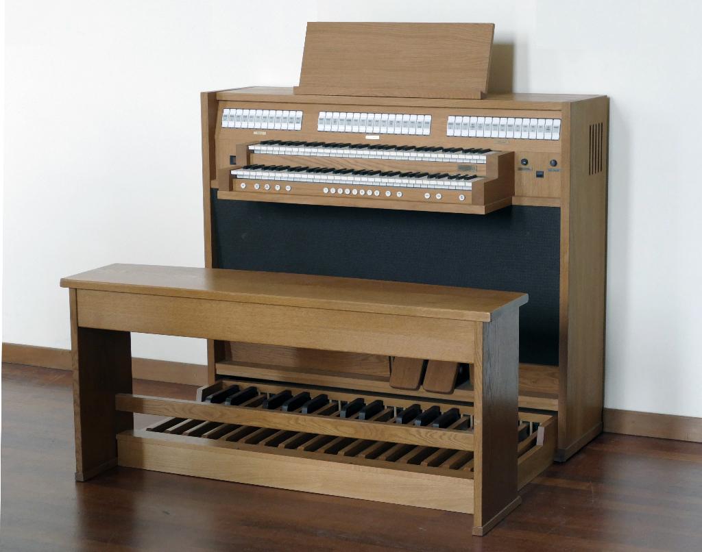 Prachtige Eminent Amadeus 20LX. Met extra solo-stemmen., Ophalen, Zo goed als nieuw, 2 klavieren, Orgel