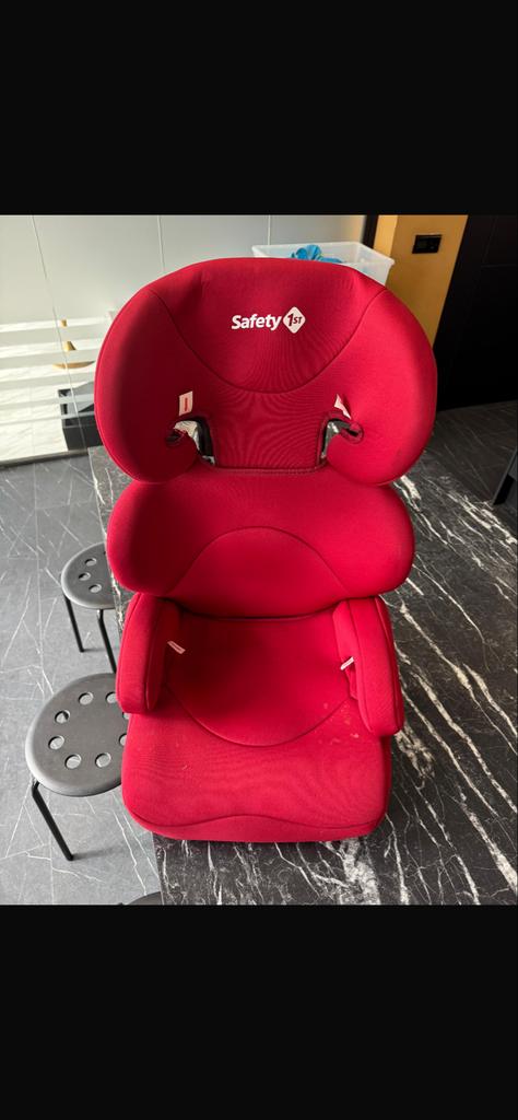 Kinderzitje auto’s meerdere sets, Kinderen en Baby's, Autostoeltjes, Autogordel, 15 t/m 36 kg, Zo goed als nieuw, Ophalen