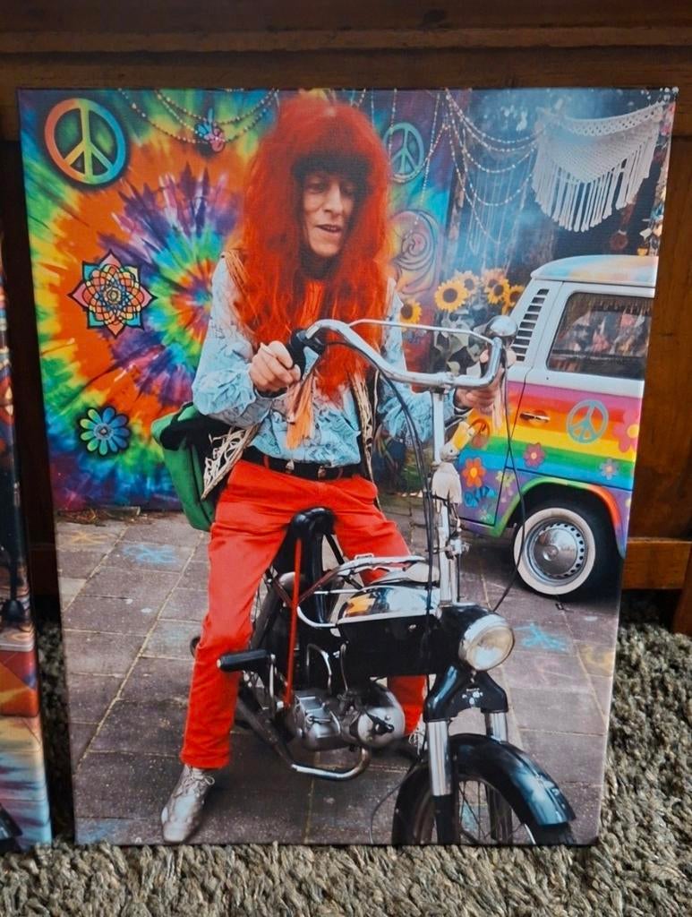 Canvas fotoschilderij Armand op een Puch, Ophalen of Verzenden, Nieuw, Film en Tv