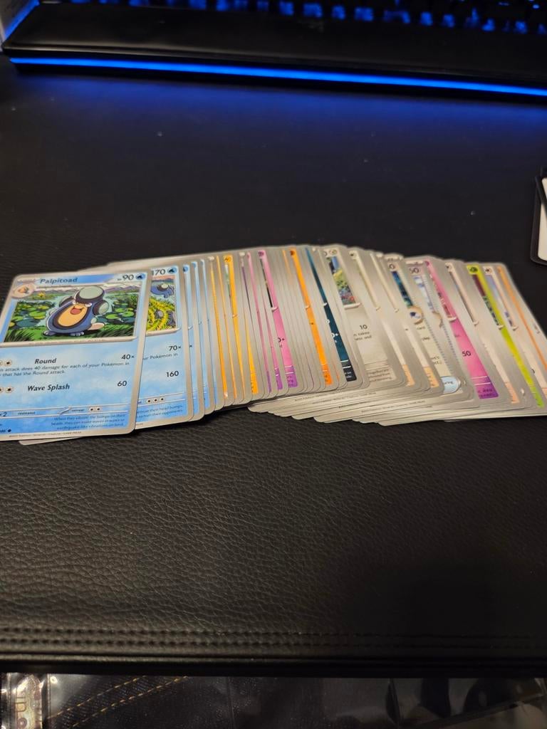 250+ Pokémon kaarten Bulk Non-Holo + 50 Ultra Pro Pagina's, Ophalen of Verzenden, Nieuw, Meerdere kaarten
