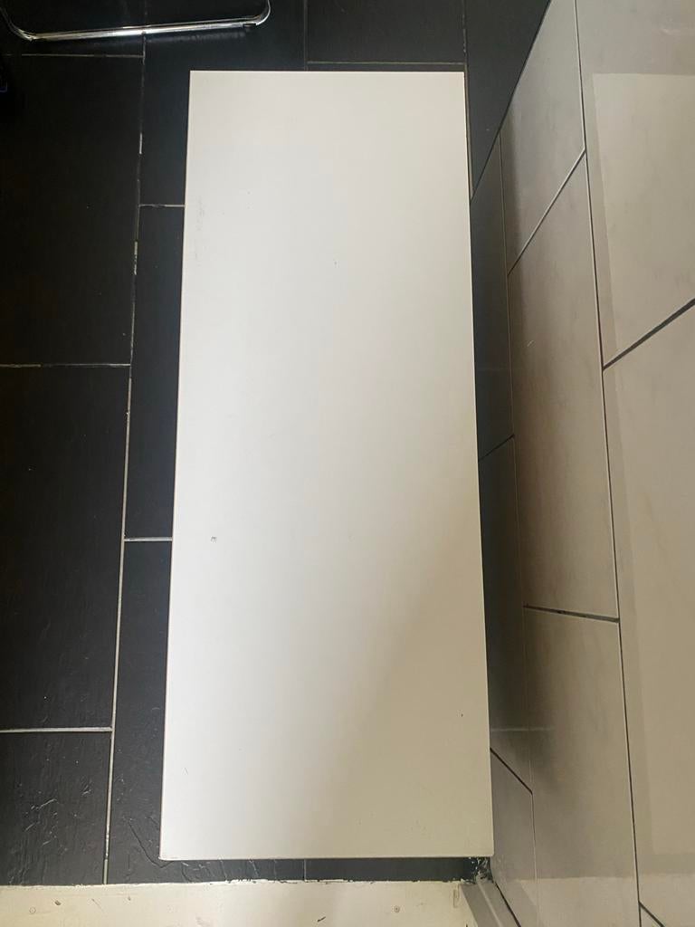 Witte kast van hoog kwaliteit met houtlook voorkant, Ophalen, Gebruikt