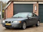 Volvo S60 2.4 D5|Leder|navi|APK 03-2027|pdc|trekhaak, Voorwielaandrijving, 15 km/l, Zwart, S60