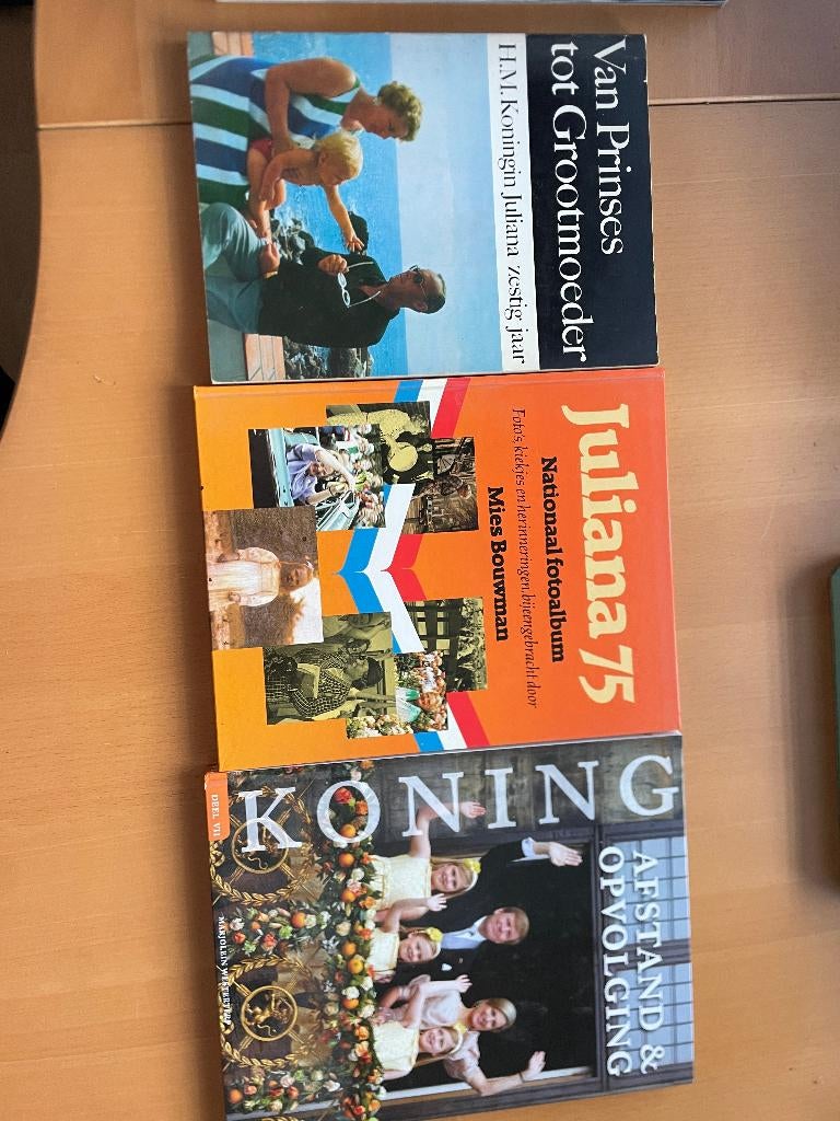 Koninklijk huis - boeken en tijdschriften, Ophalen, Gebruikt, Tijdschrift of Boek