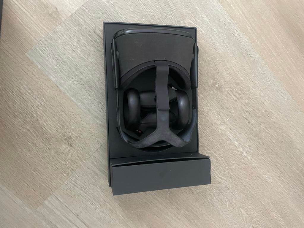 Oculus Quest 1 VR Bril, Spelcomputers en Games, Virtual Reality, Ophalen of Verzenden, Gebruikt, VR-bril, Overige platformen