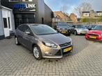 Ford Focus 1.0 EcoBoost | KEYLESS | NAVI | CLIMA | PDC |, Auto's, Euro 5, Gebruikt, Zwart, Bruin