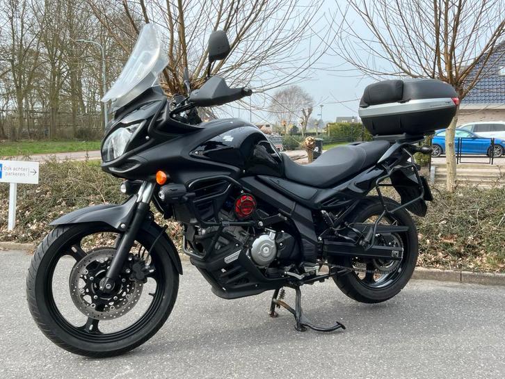 Suzuki V-Strom DL 650 (2016) - Compleet Uitgerust & Verlaagd, Motoren, Motoren | Suzuki, Bedrijf, Toermotor, Handvatverwarming
