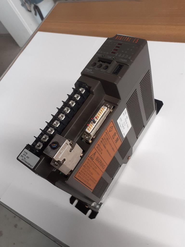 Fuji Electric RYE 40D Servo drive ES controller, Ophalen, Gebruikt