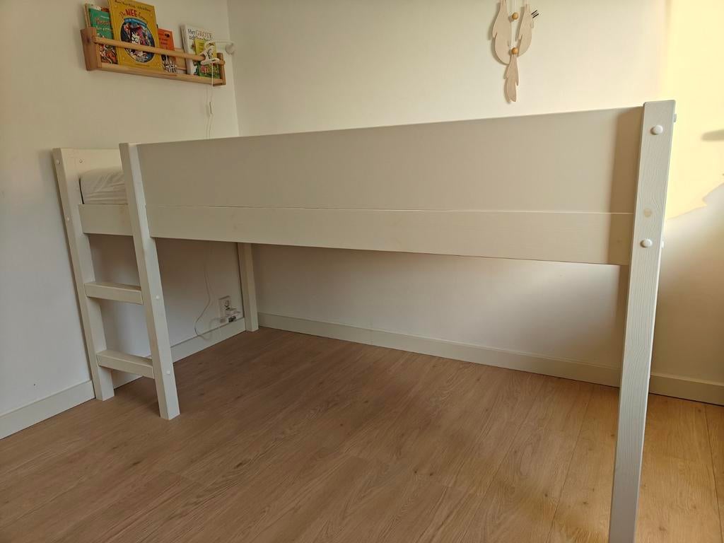 MOET WEG - Hoogslaper Wehkamp - Zeer goede staat, Kinderen en Baby's, Kinderkamer | Stapelbedden en Hoogslapers, Ophalen, Gebruikt