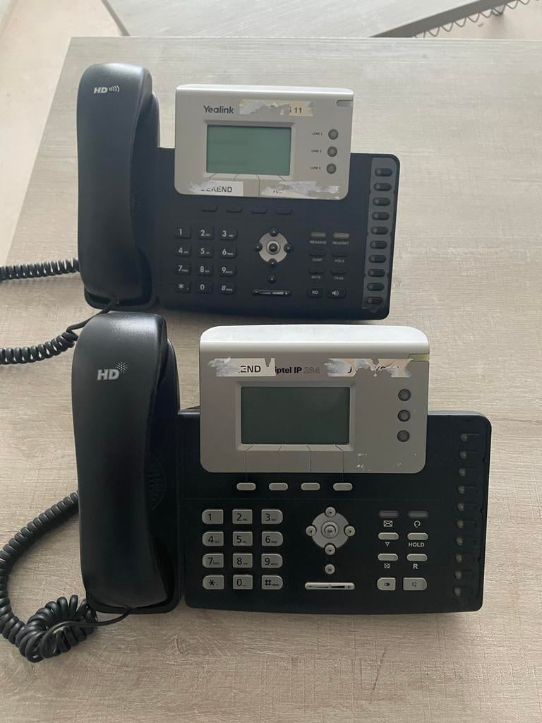 Yealink SIP-T26P en Tiptel IP 284 telefoons te koop, Ophalen of Verzenden, Gebruikt, 2 handsets