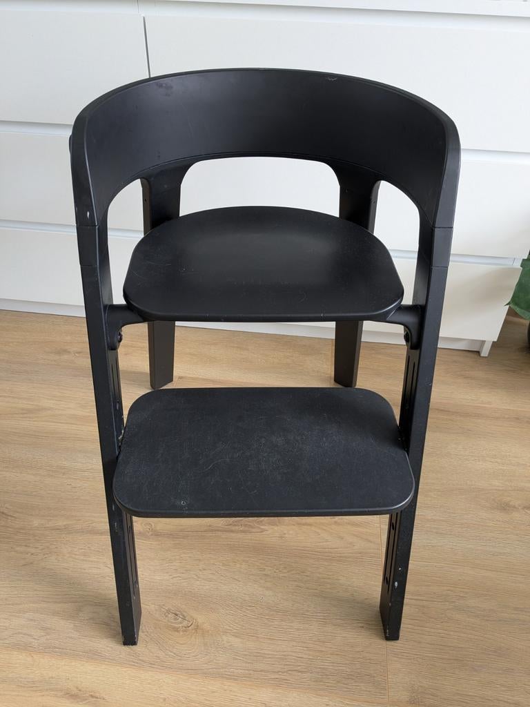Stokke Steps Kinderstoel - Zwart, Kinderen en Baby's, Kinderstoelen, Ophalen, Gebruikt, Meegroeistoel, Aanschuifbaar