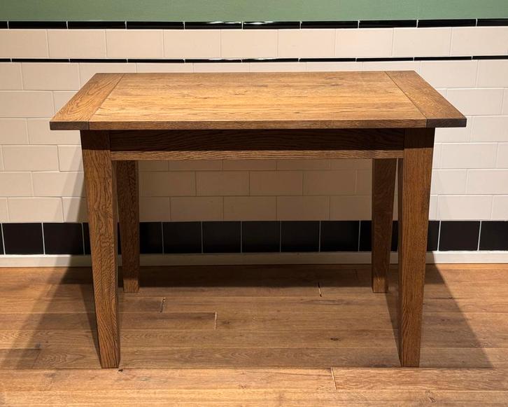 Handgemaakte eikenhouten tafel, klein en elegant, Huis en Inrichting, Tafels | Eettafels, Zo goed als nieuw, 50 tot 100 cm, 100 tot 150 cm