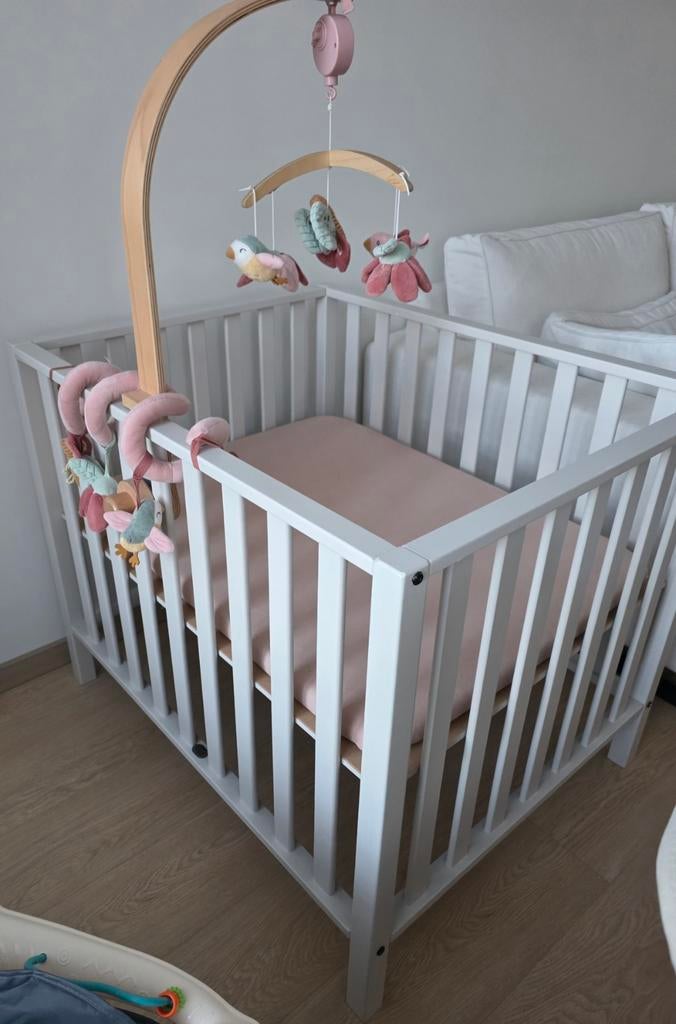TWF Baby Box , GRATIS, Ophalen, Gebruikt, Vierkant, In hoogte verstelbaar