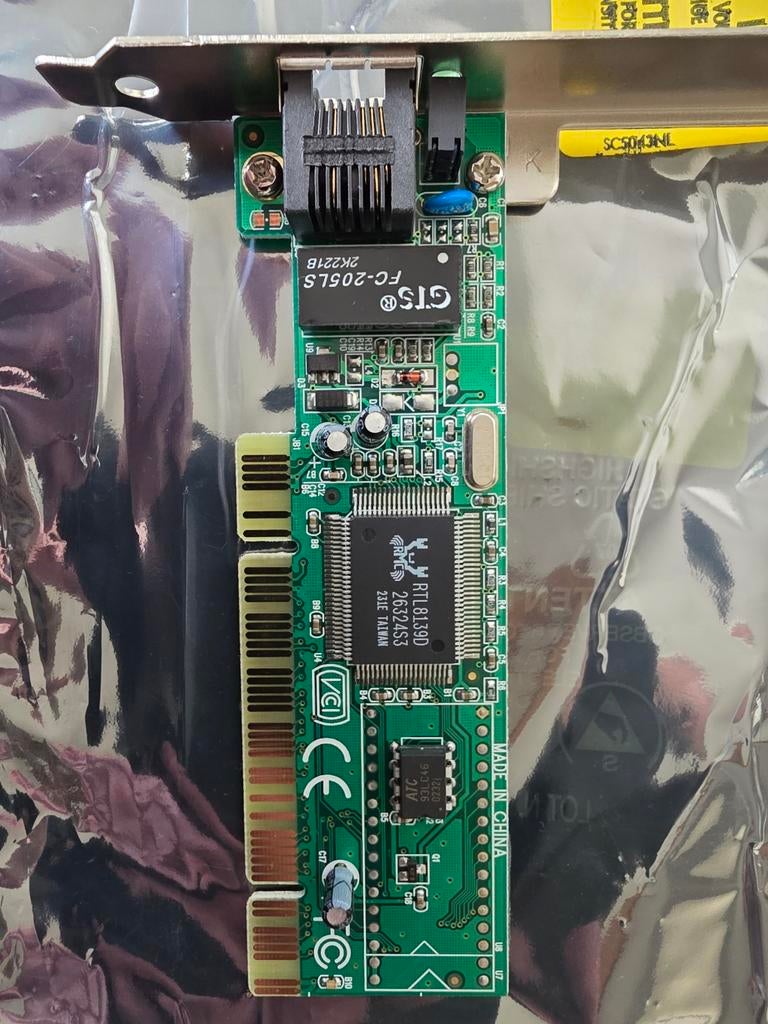 Realtek RTL8139D NIC, Ophalen of Verzenden