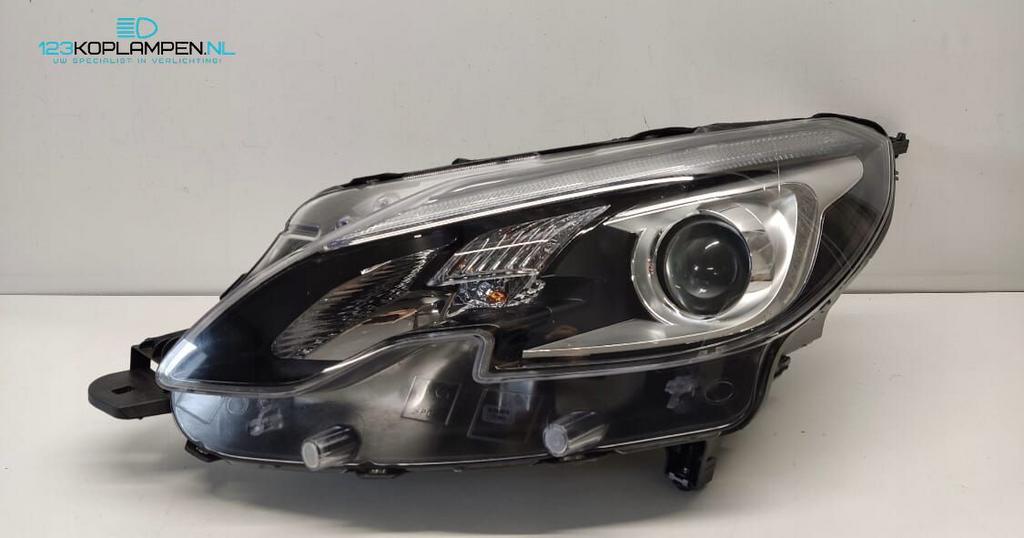 Peugeot 2008 Facelift Led koplamp links, Auto-onderdelen, Verlichting, Peugeot, Gebruikt, Ophalen of Verzenden