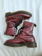 Vintage Dr. Martens rood leer 38 1490, Kleding | Dames, Schoenen, Lage of Enkellaarzen, Ophalen of Verzenden, Dr. Martens, Gedragen