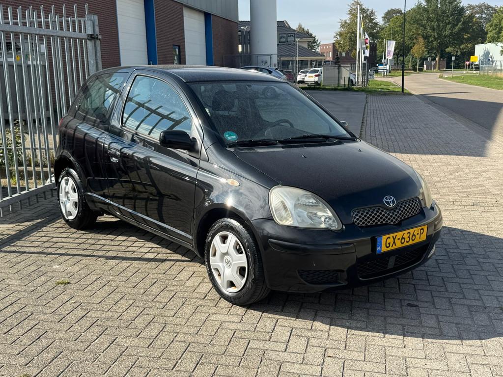 Toyota Yaris 1.0 VVT-i Sol! Airco l Elek pakket l MTF-stuur!, Stof, Gebruikt, 4 cilinders, 918 kg