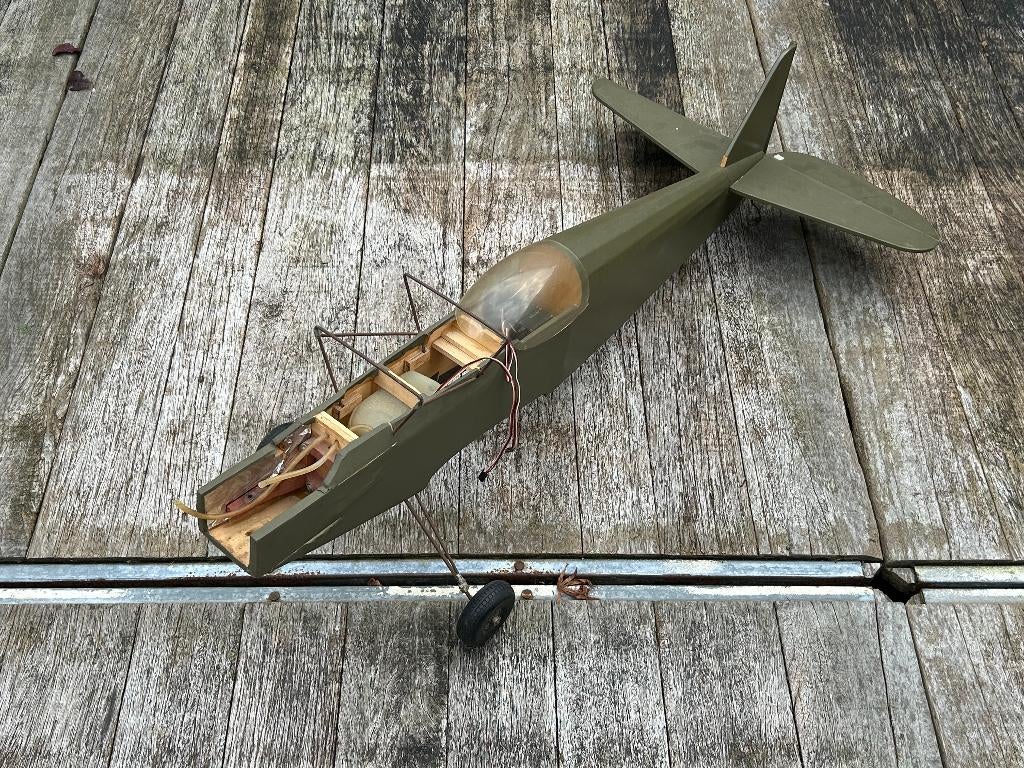 RC Vliegtuig nitro 105cm