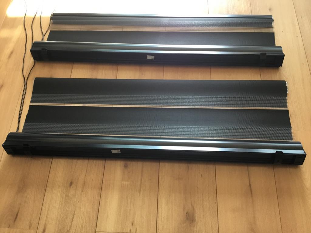 Duo rolgordijnen, Ophalen, Zwart, 50 tot 100 cm, Zo goed als nieuw