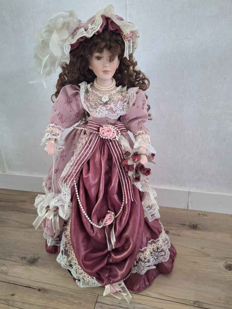 Porseleinen pop, Verzamelen, Poppen, Ophalen of Verzenden, Zo goed als nieuw, Pop