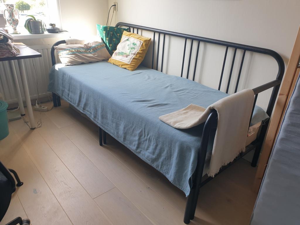 IKEA Fyresdal logeerbed/bedbank met 2 matrassen, Ophalen, Eenpersoons, Zo goed als nieuw, 80 cm