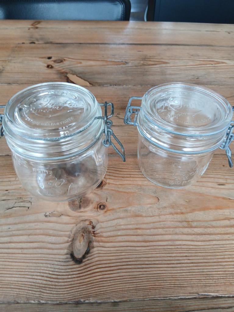 2 oude weckpotjes., Ophalen
